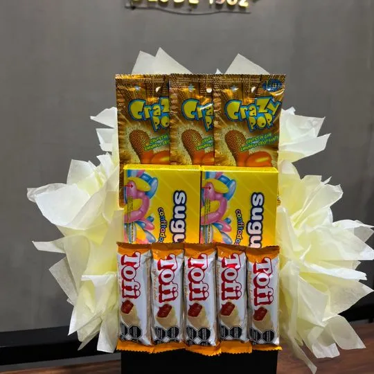 Box con chocolates y golosinas 